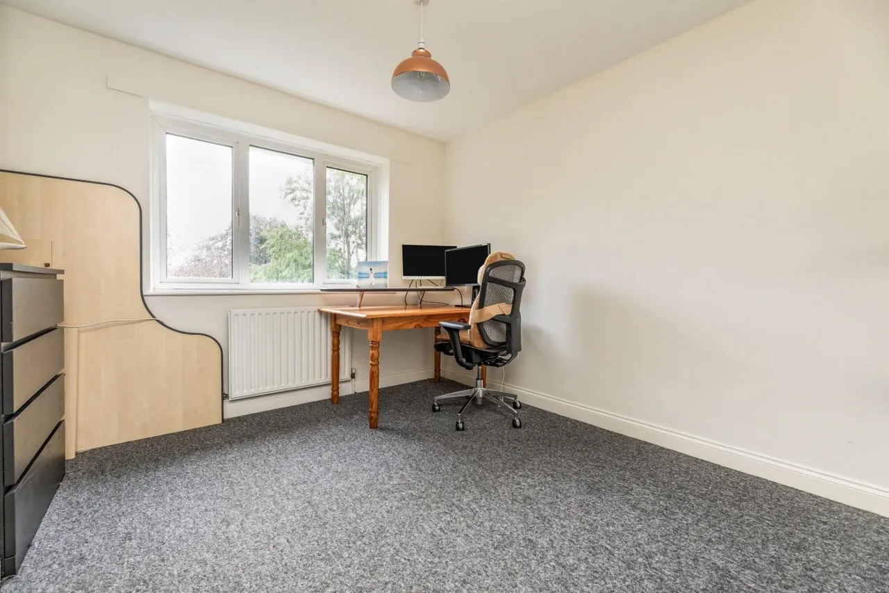 Worrall Road, High Green, Sheffield, S35 3LQ, photo 11