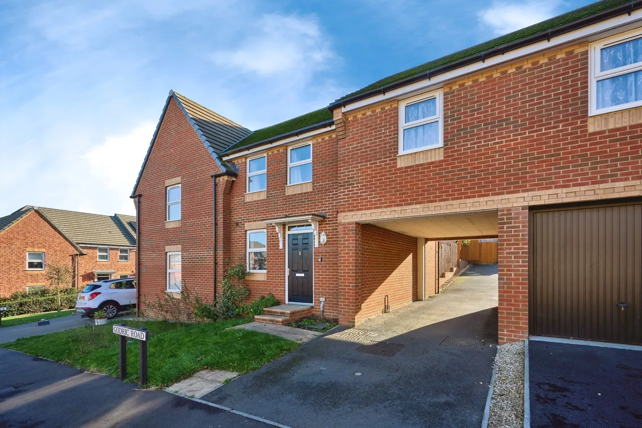 Godric Road, Newport, PO30, photo 5