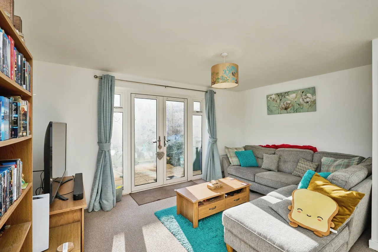 Godric Road, Newport, PO30, photo 6
