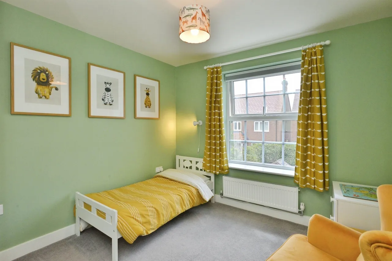Harvington Crescent, Hanslope, MK19, photo 18