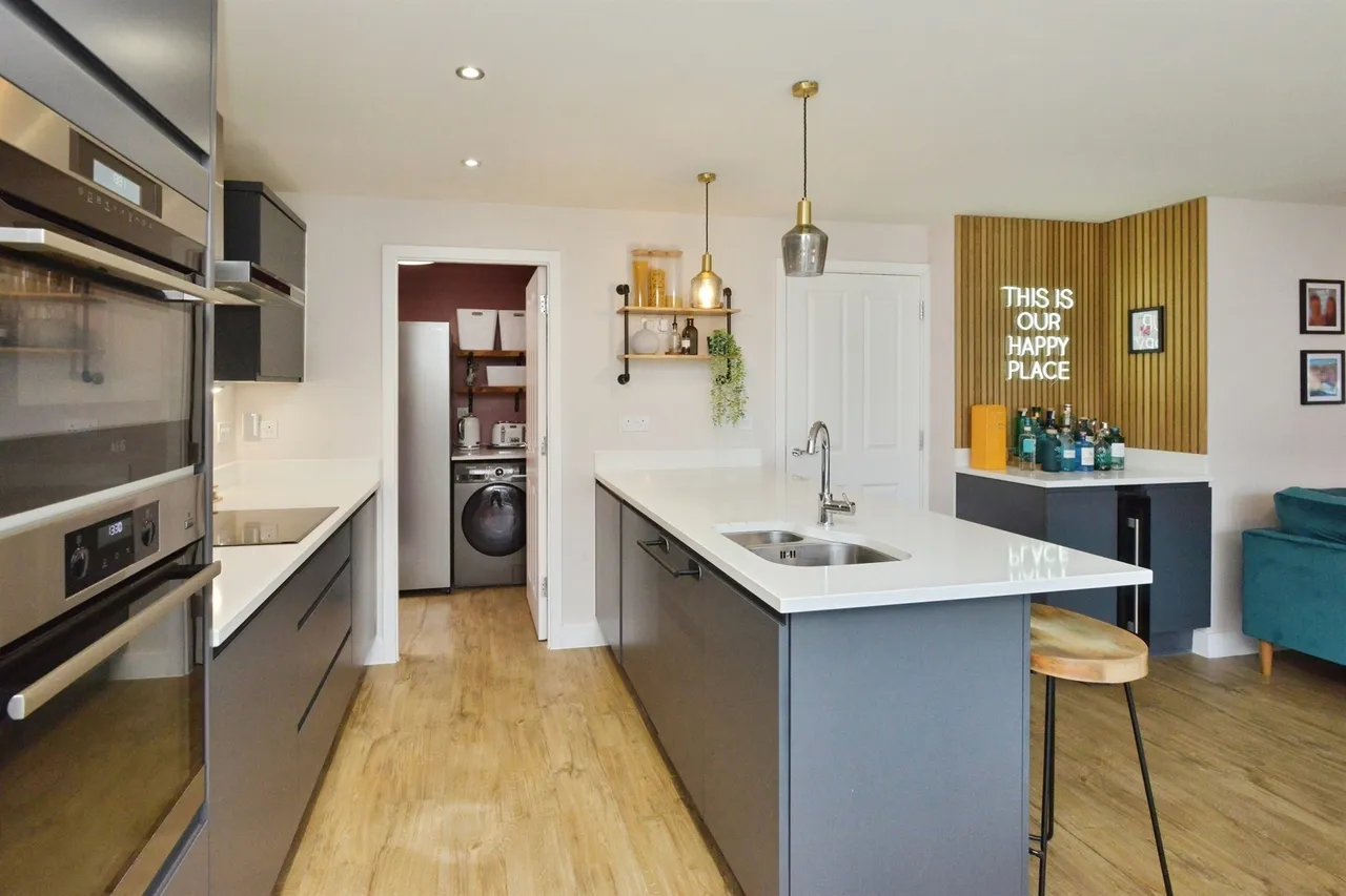 Harvington Crescent, Hanslope, MK19, photo 4