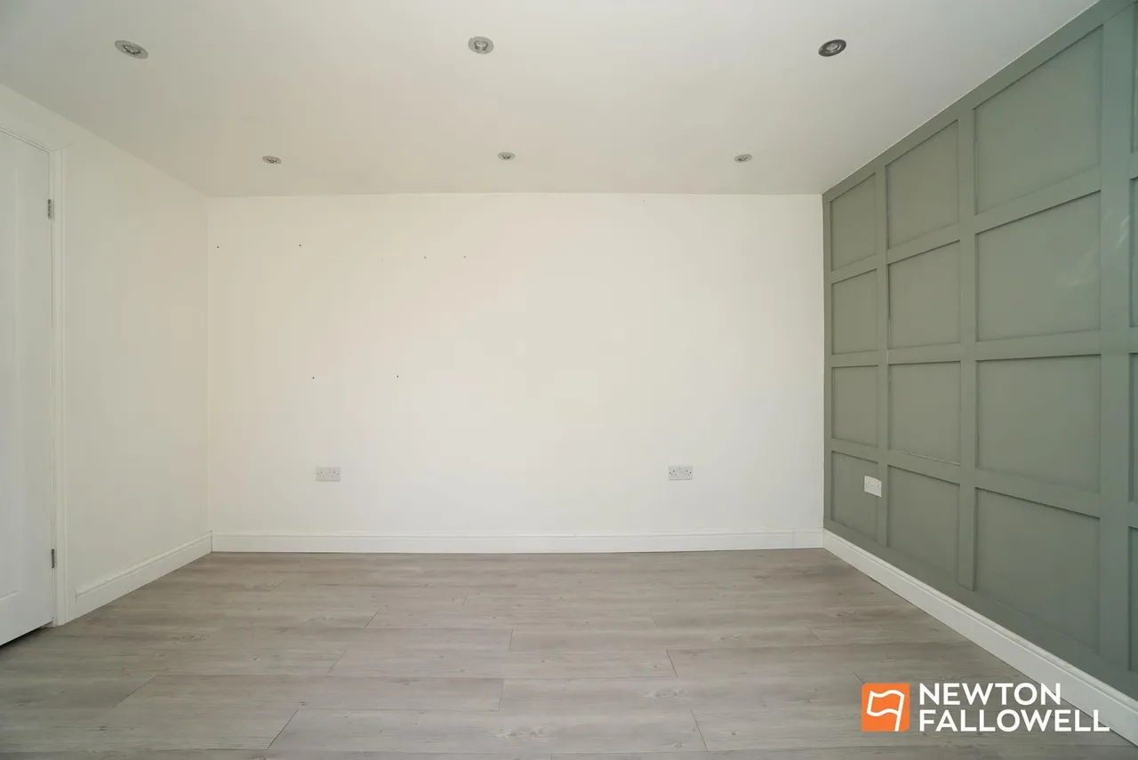 Doble Crescent, Hathern, LE12, photo 30