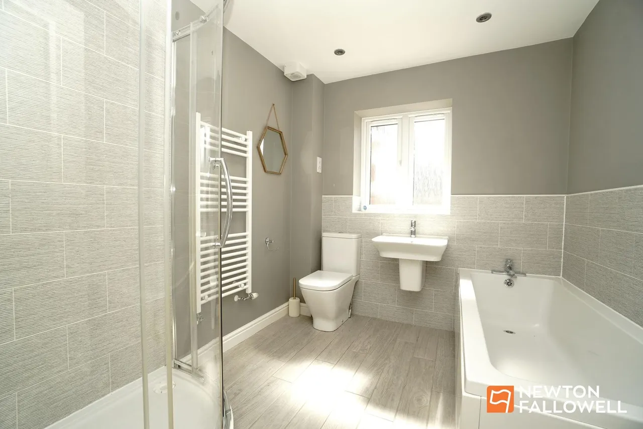 Doble Crescent, Hathern, LE12, photo 26