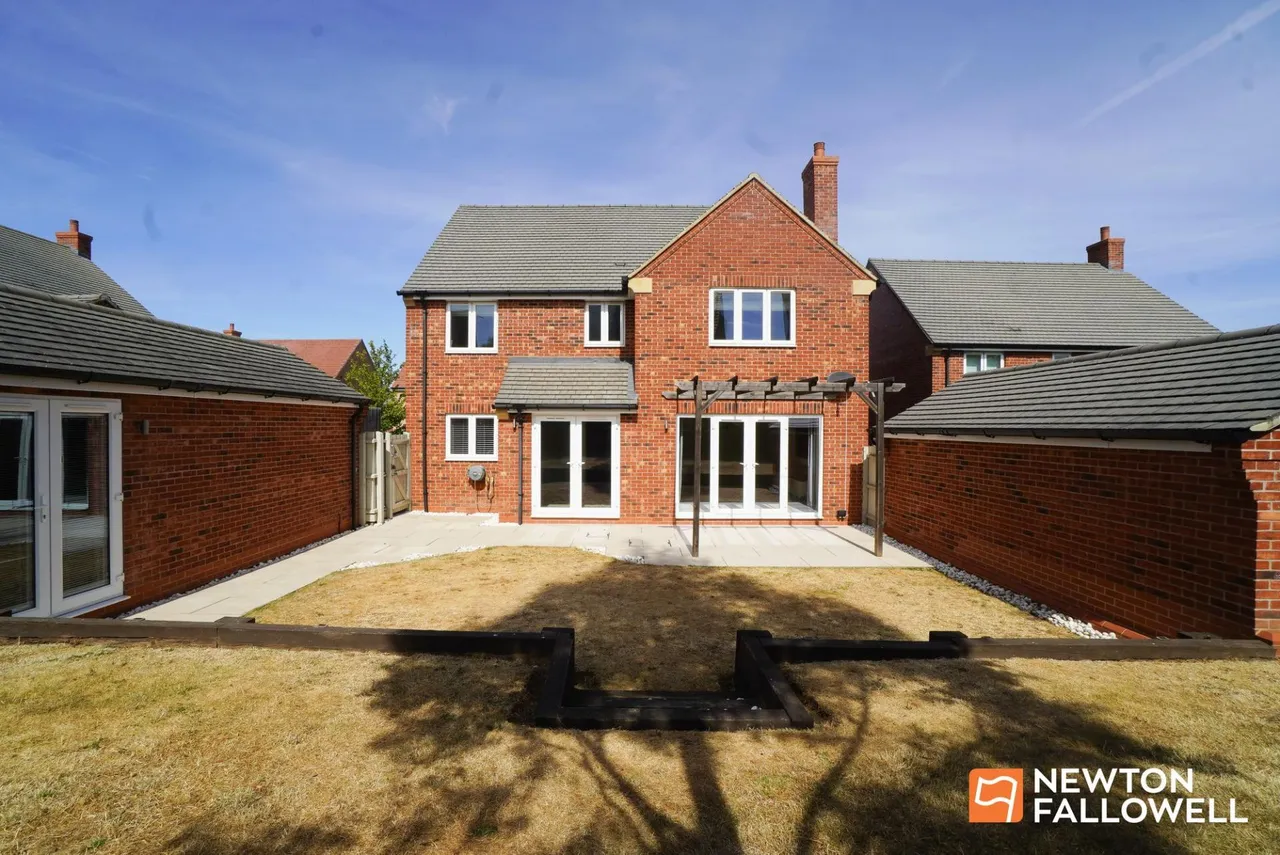 Doble Crescent, Hathern, LE12, photo 4