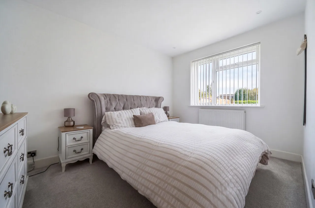 Yew Tree Close, Hedge End, SO30, photo 9