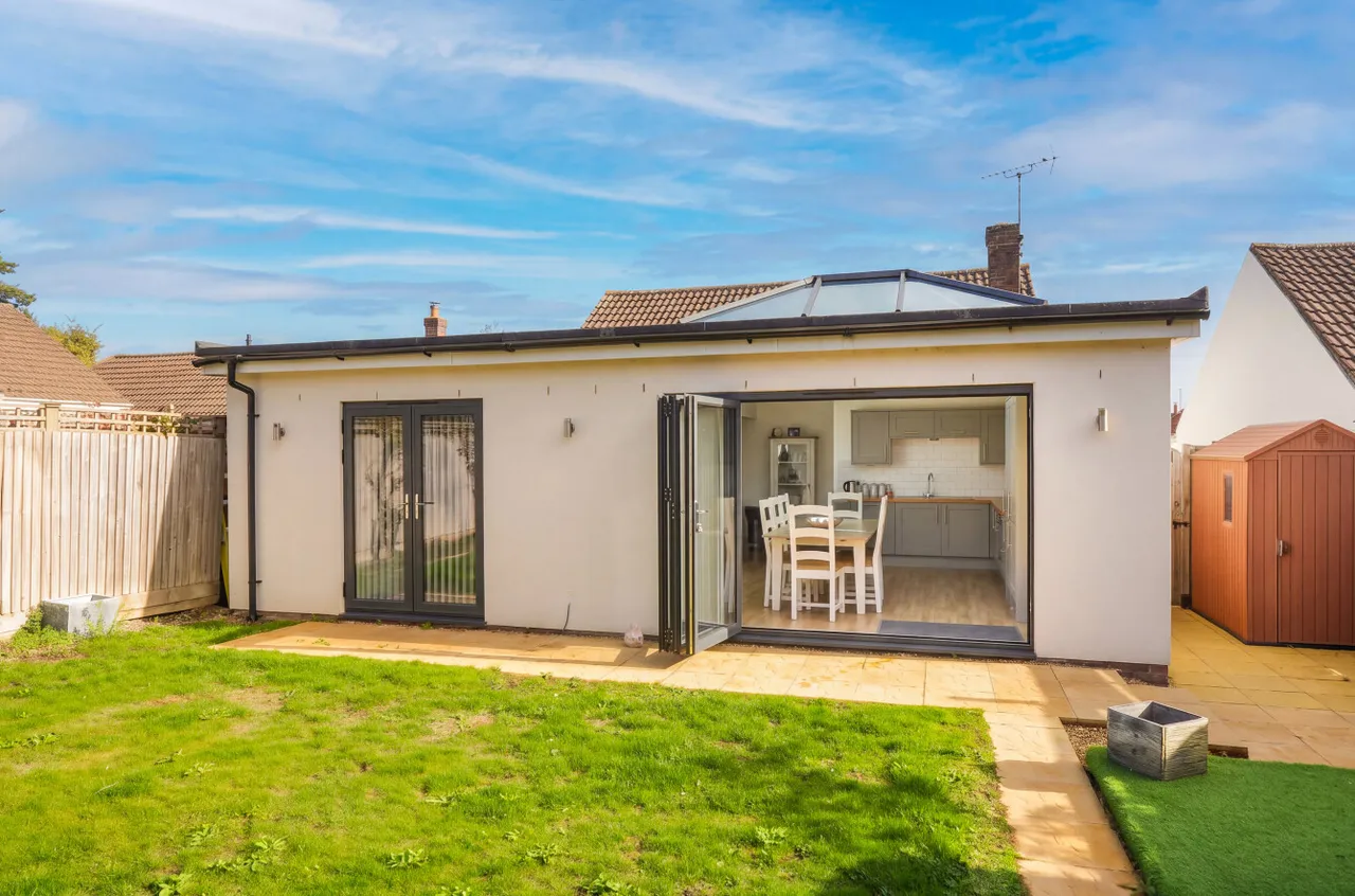 Yew Tree Close, Hedge End, SO30, photo 15