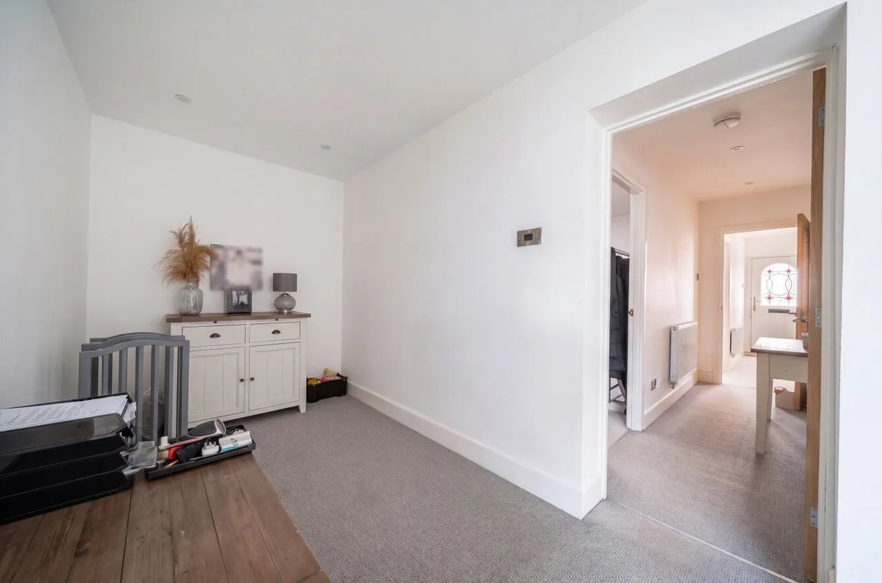 Yew Tree Close, Hedge End, SO30, photo 12
