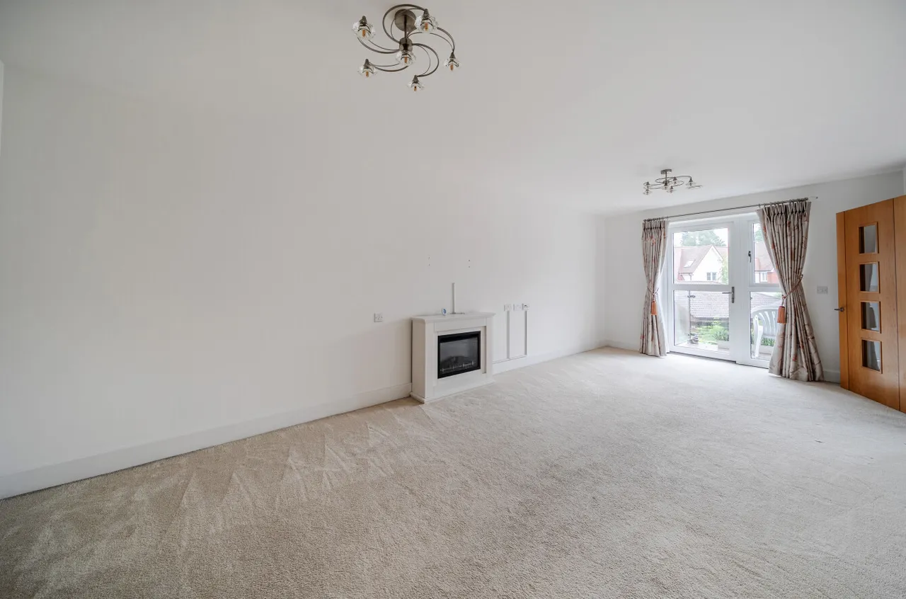 London Road, Guildford, GU1, photo 16