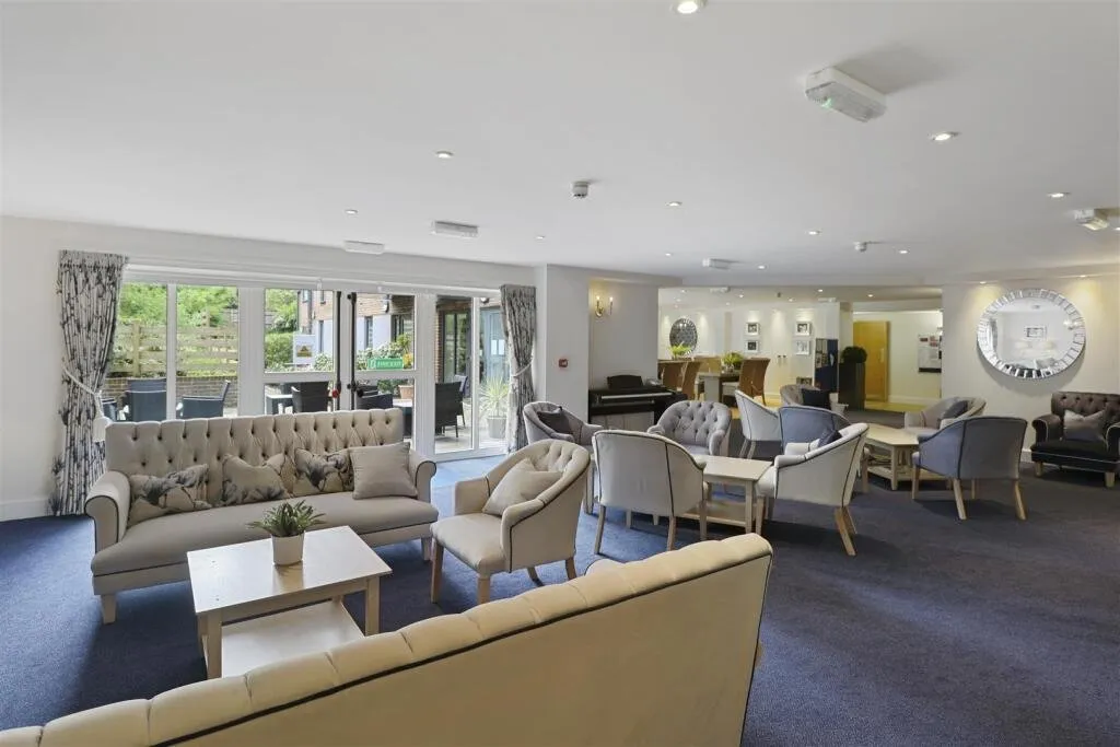 London Road, Guildford, GU1, photo 4