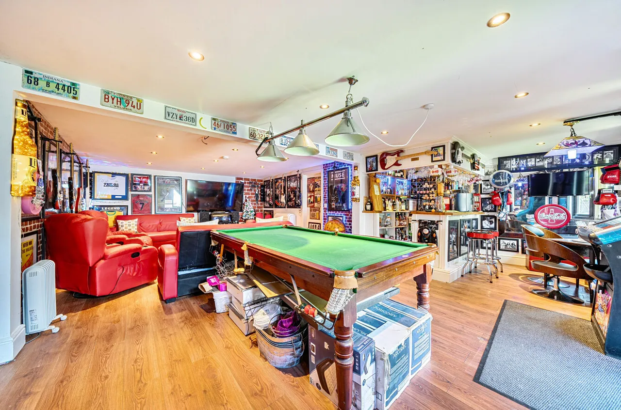 The Grove, Bexleyheath, DA6, photo 38