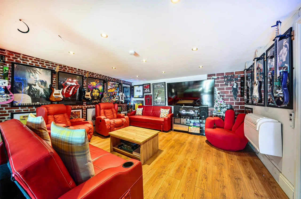 The Grove, Bexleyheath, DA6, photo 40