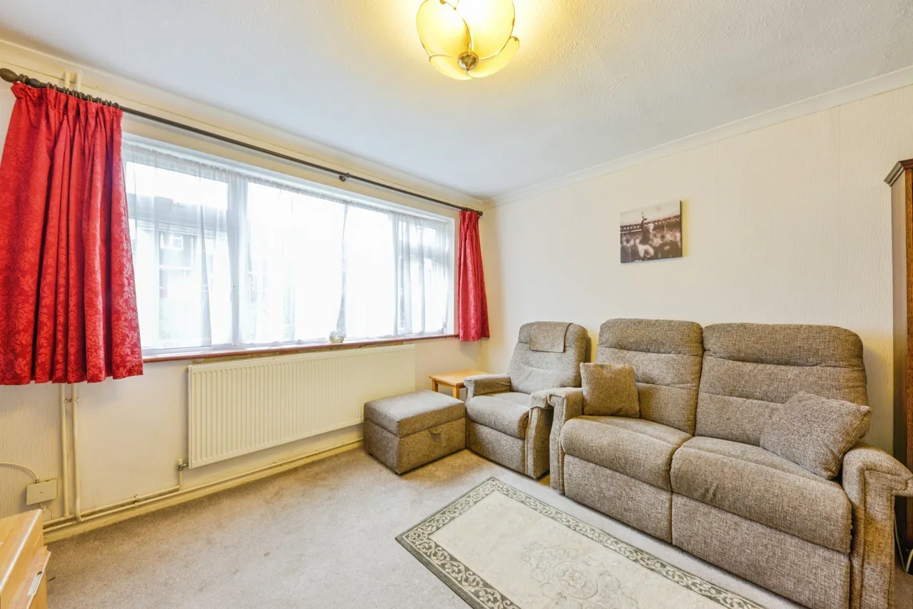 Fallowfield Walk, Hemel Hempstead, photo 10