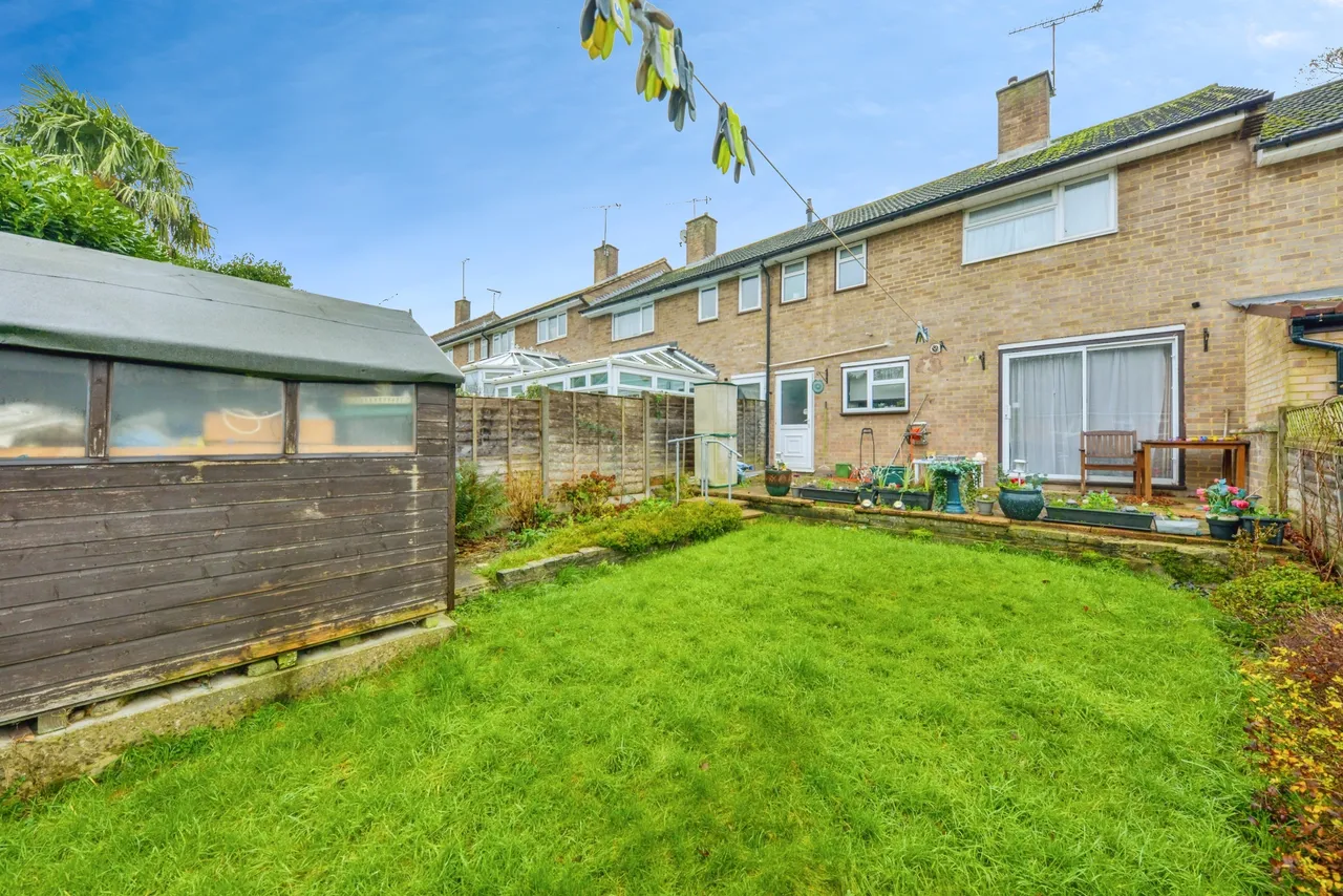 Fallowfield Walk, Hemel Hempstead, photo 2