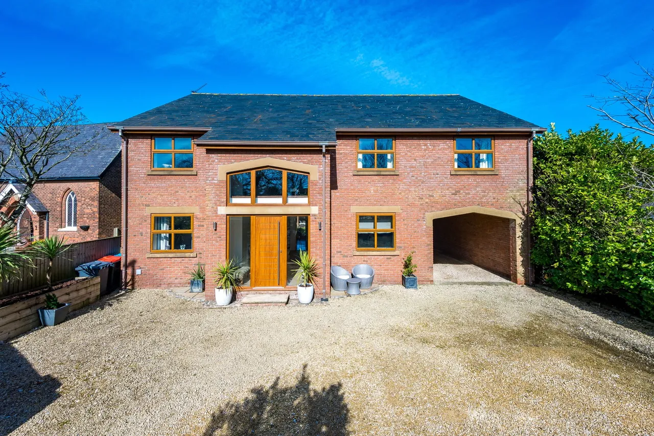 Sandy Lane, Poulton-le-fylde, FY6, photo 52