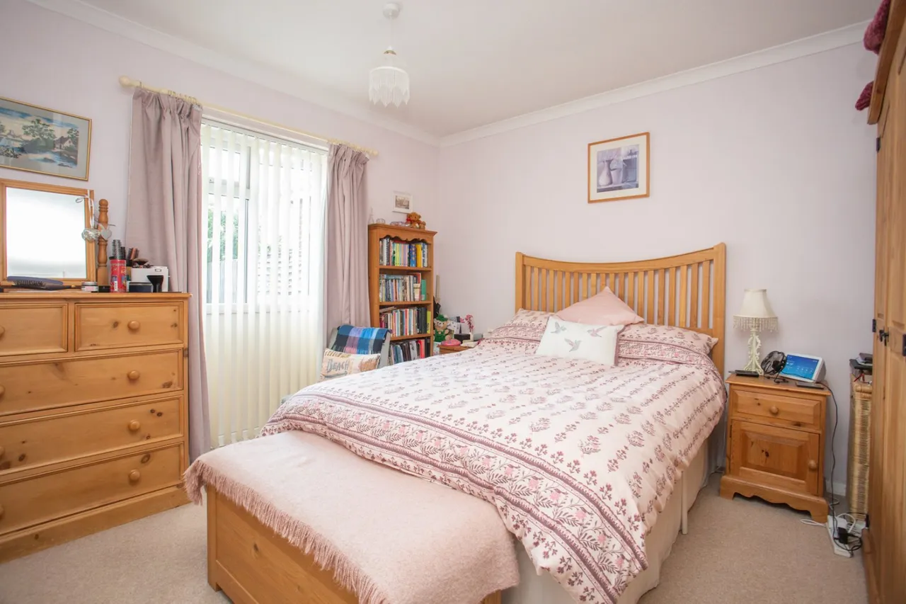 Savernake Drive, Broomfield, CT6, photo 10