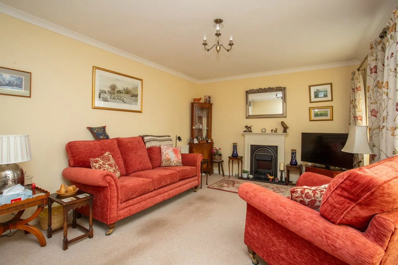 Savernake Drive, Broomfield, CT6, photo 5