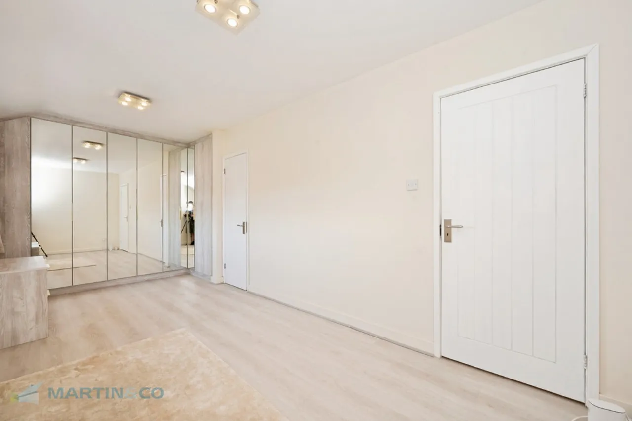 Bateson Way, Woking, Surrey, photo 12