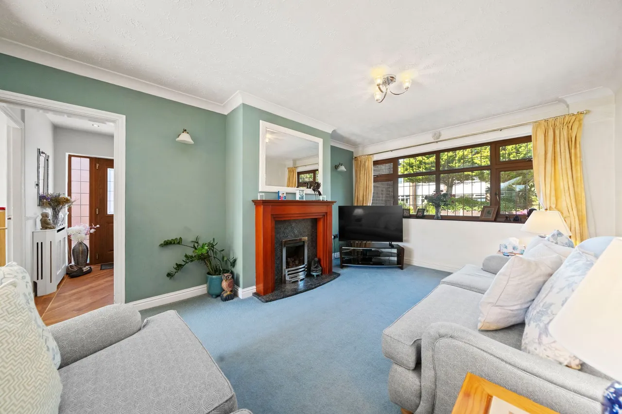 Kinross Avenue, Ashton-In-Makerfield, Wigan, Wigan, WN4 0UB, photo 2