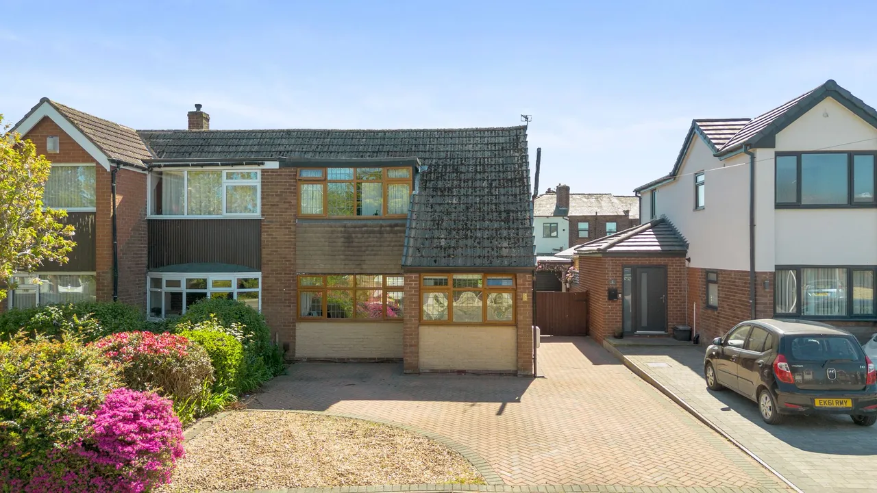 3 bed house for sale — Kinross Avenue, Ashton-In-Makerfield, Wigan, Wigan, WN4 0UB