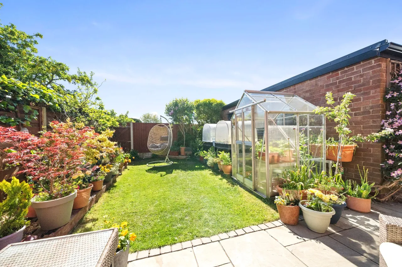 Kinross Avenue, Ashton-In-Makerfield, Wigan, Wigan, WN4 0UB, photo 19