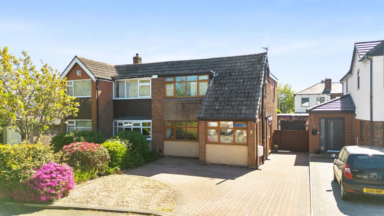 Kinross Avenue, Ashton-In-Makerfield, Wigan, Wigan, WN4 0UB, photo 21