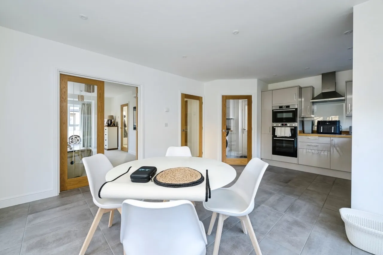 Old Boundary Close, Whittlesford, CB22, photo 25