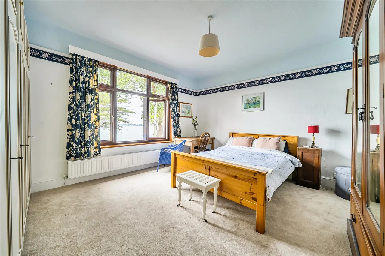 Manchester Road, Netley Abbey, photo 16