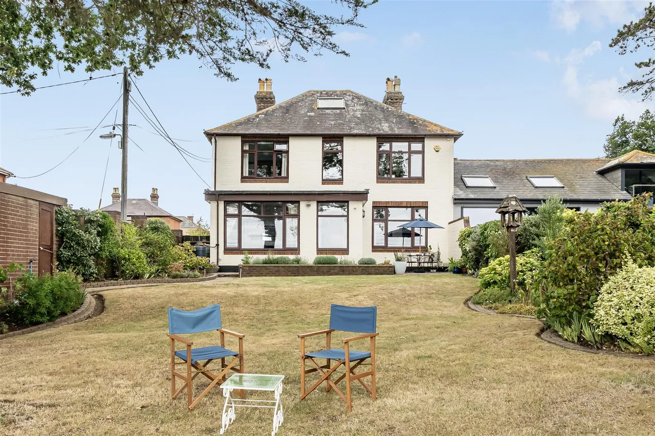 Manchester Road, Netley Abbey, photo 22