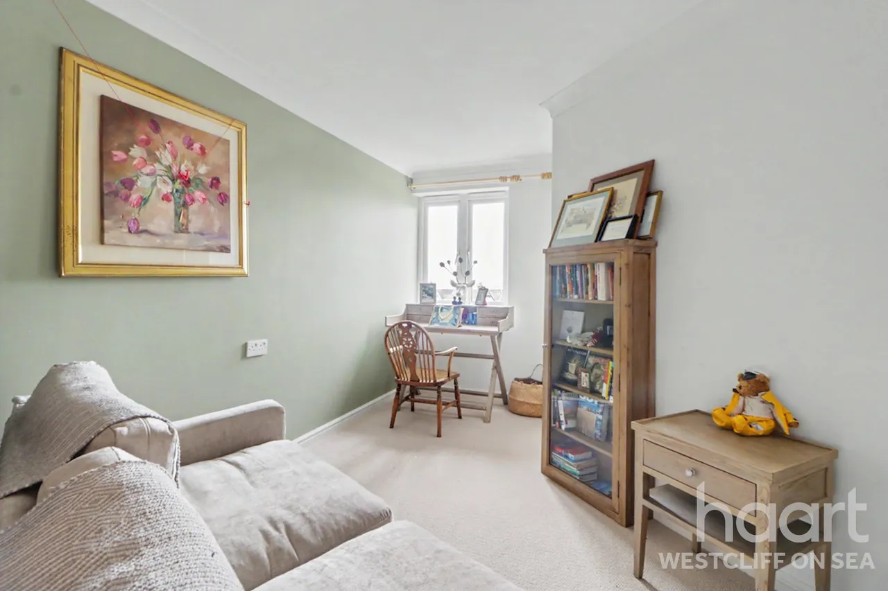 Hamlet Court Road, Westcliff-On-Sea, SS0, photo 9