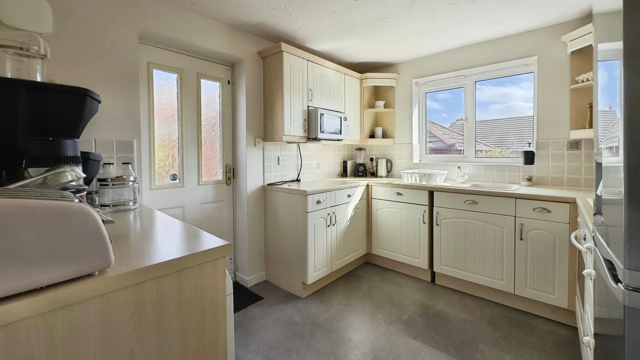 Maes Yr Hafod, Cadoxton, Neath, SA10 8AZ, photo 6