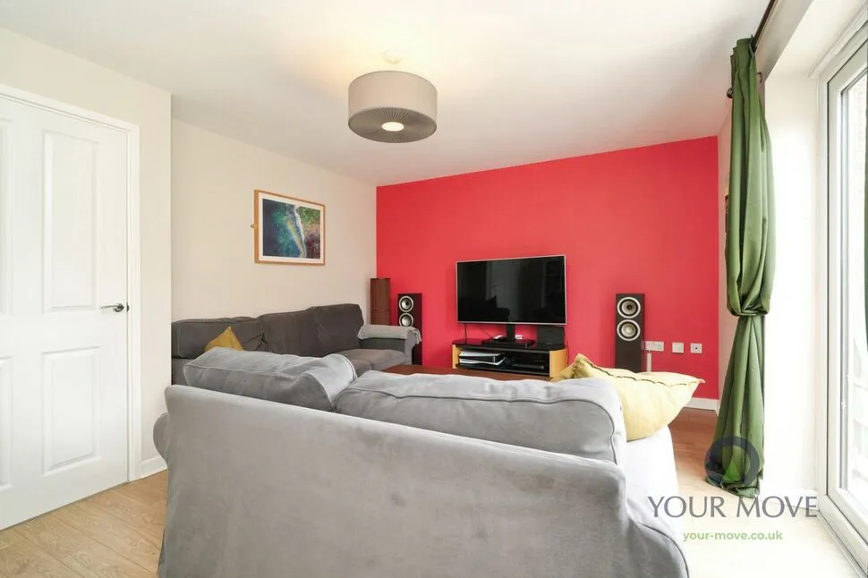 Greenhurst Crescent, Oldham, Greater Manchester, OL8, photo 6