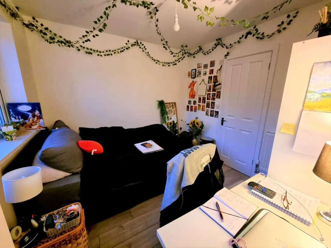 Foxburrows Avenue, Guildford, GU2 8HZ, photo 6