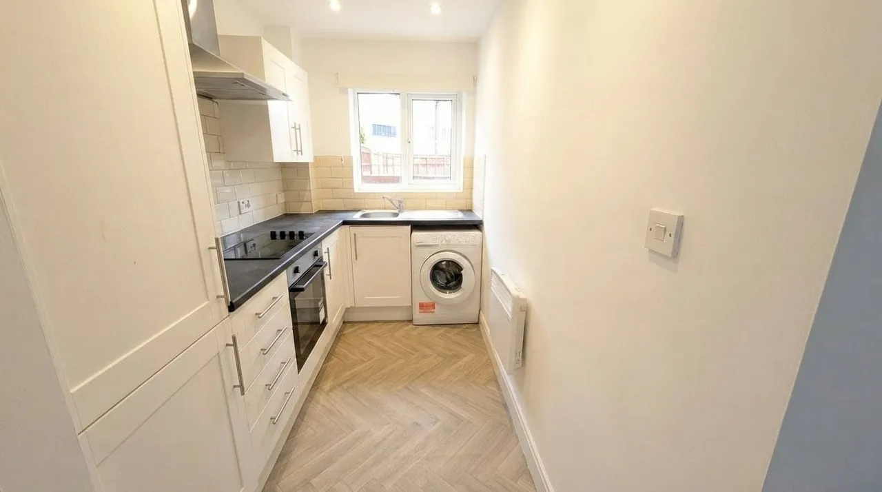3 Birch Lane, Manchester, M13, photo 5