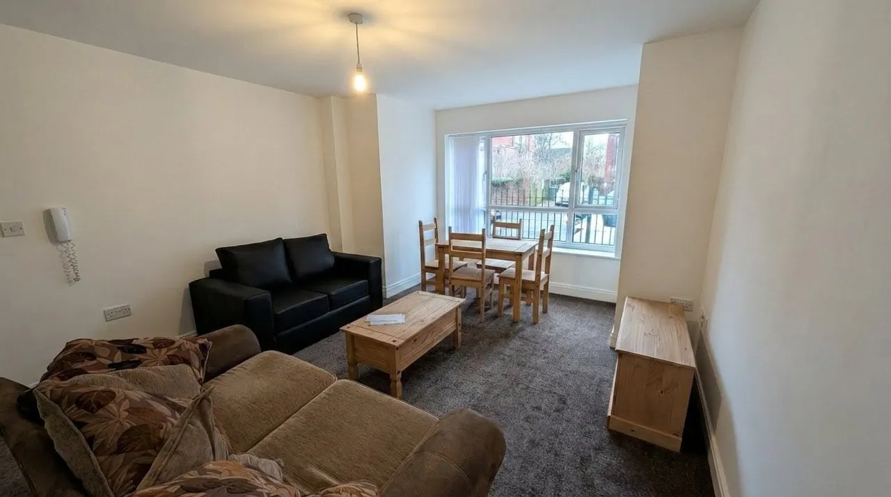 3 Birch Lane, Manchester, M13, photo 2