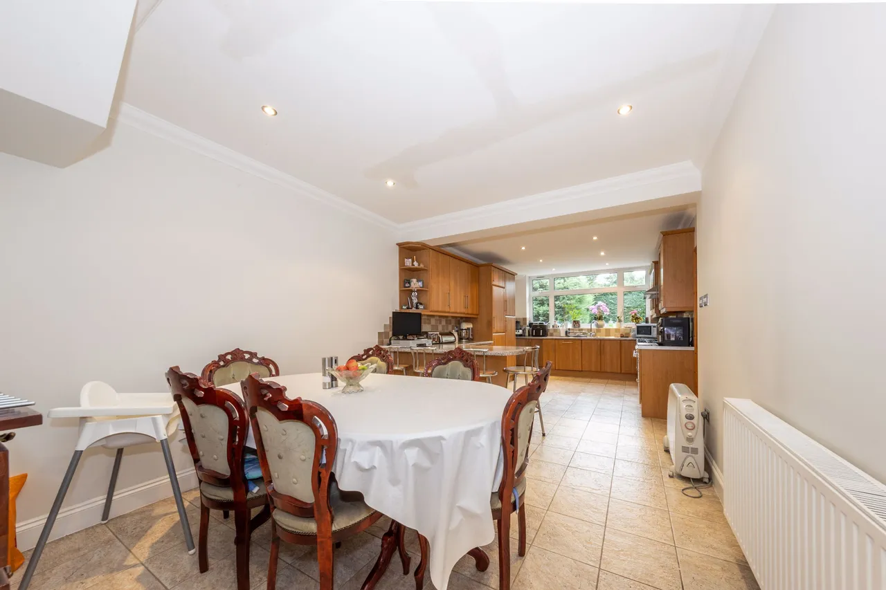 Hillcrest Avenue, Edgware, HA8, photo 6