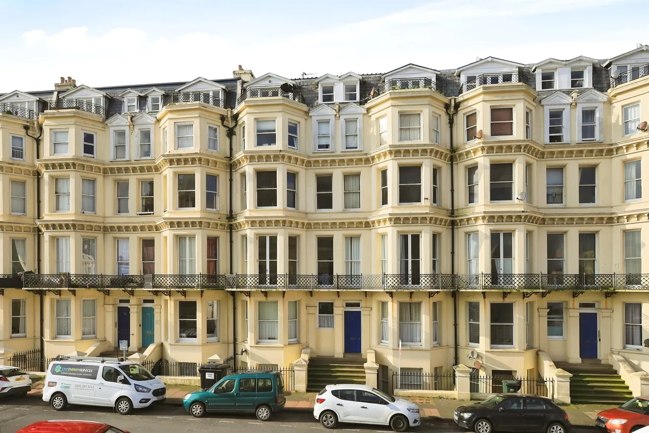 Queens Gardens, Eastbourne, photo 10