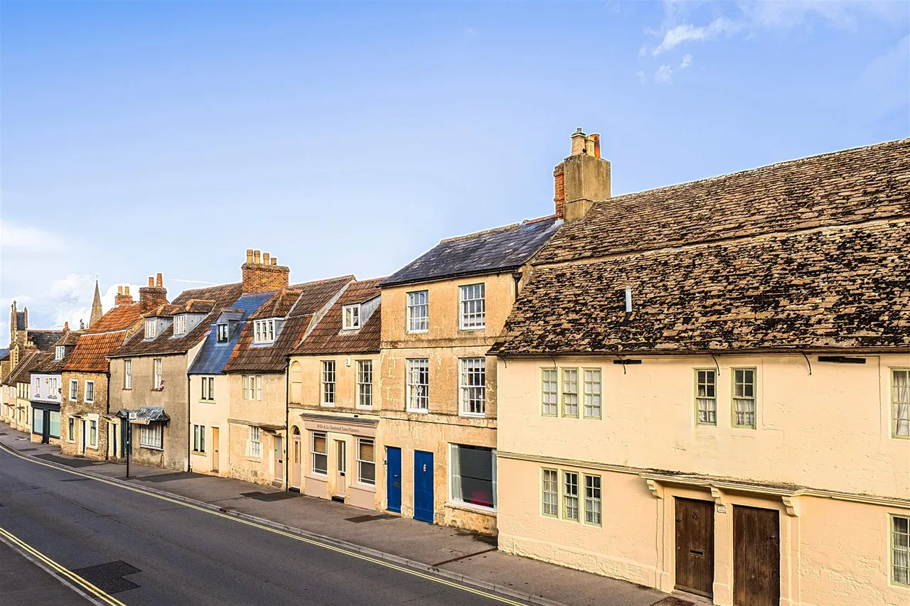 The Causeway, Chippenham, SN15, photo 18