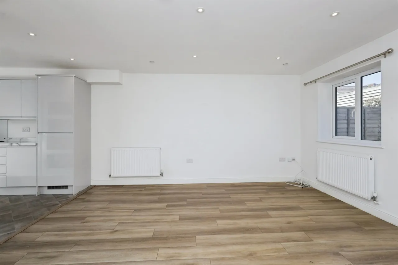 Manifold Mews, Eastbourne, photo 3