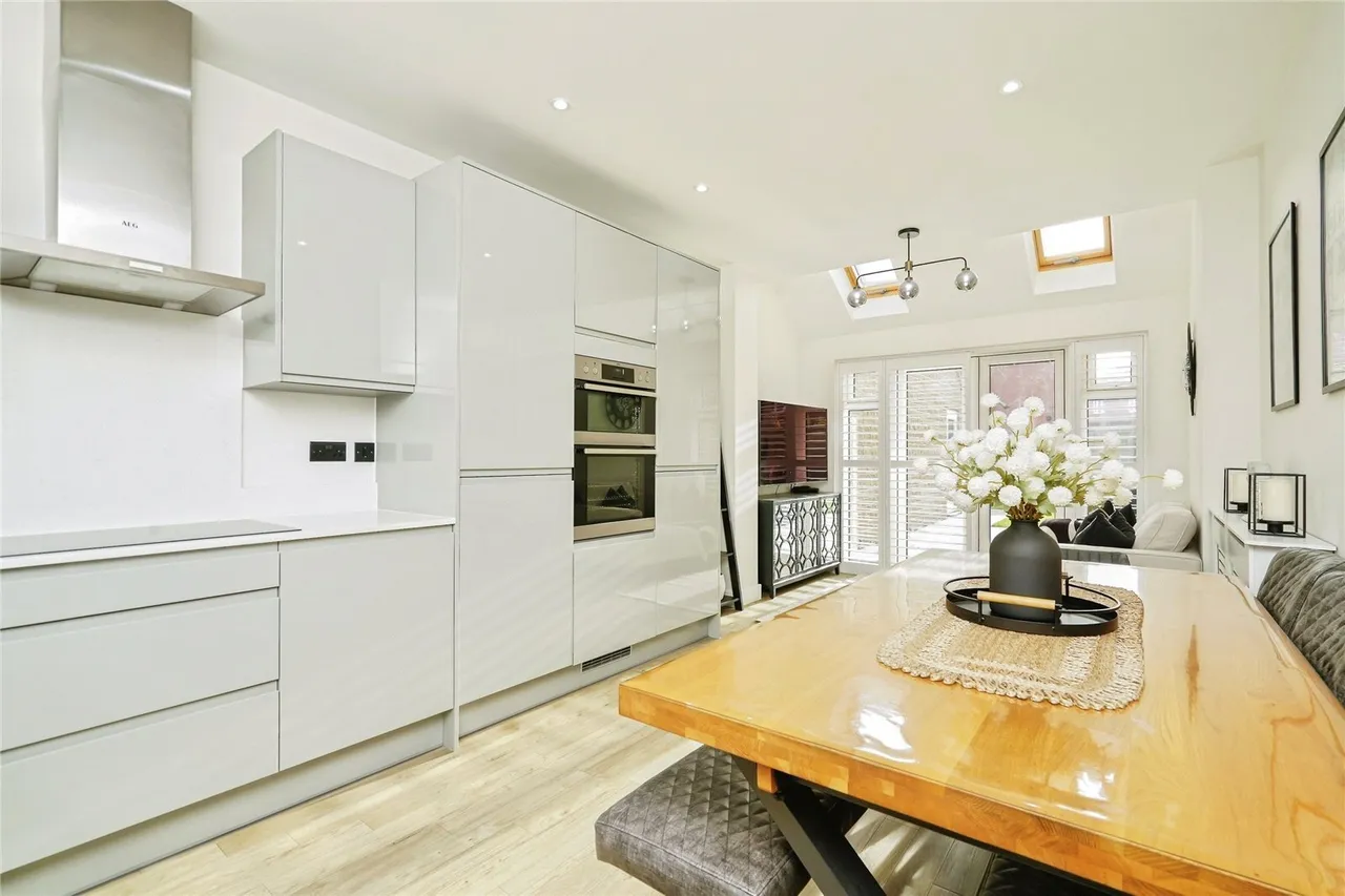 Violet Close, Ambrosden, Bicester, Oxfordshire, OX25, photo 8
