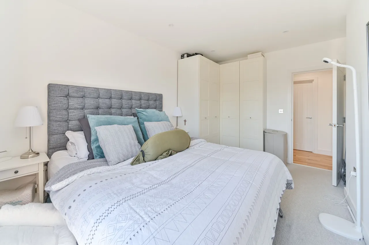 Flat 9, 34 Enmore Road, LONDON, photo 10