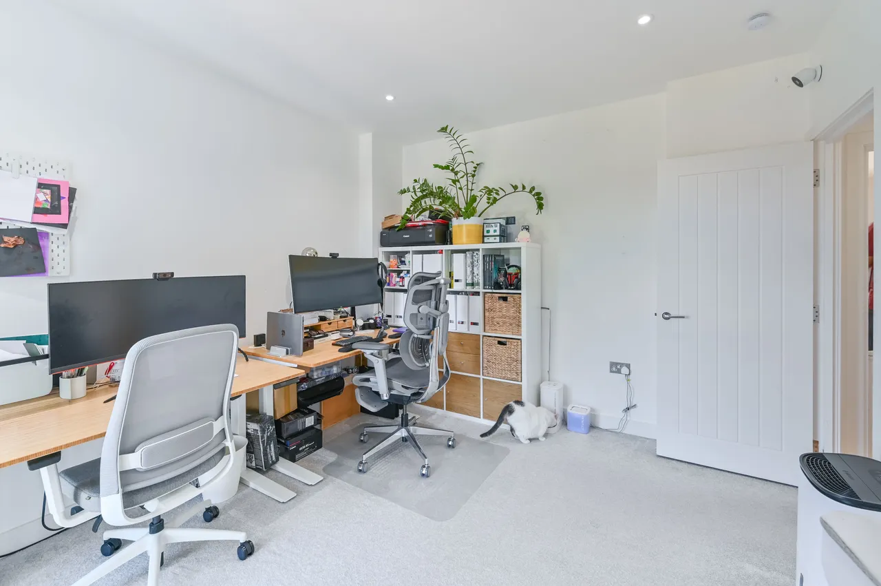Flat 9, 34 Enmore Road, LONDON, photo 9