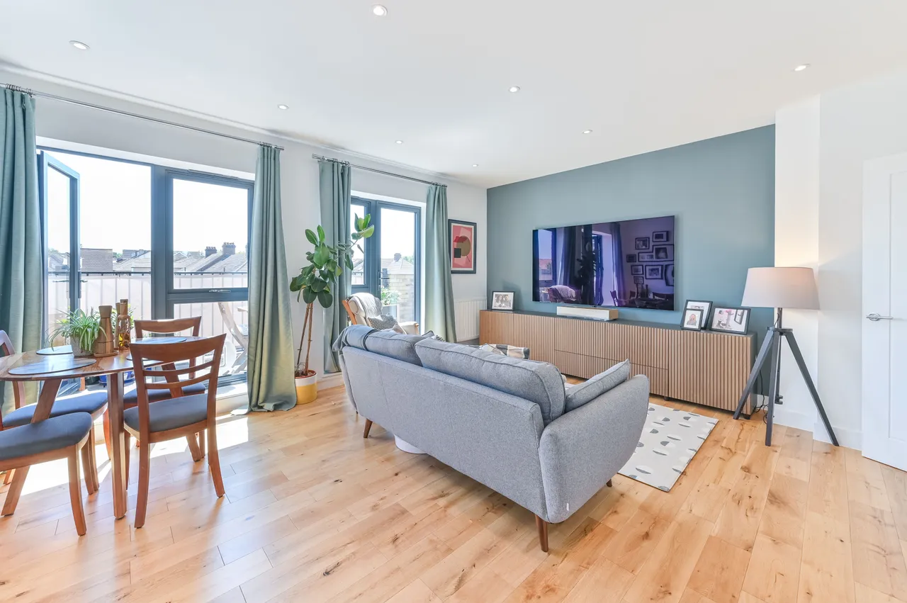Flat 9, 34 Enmore Road, LONDON, photo 2