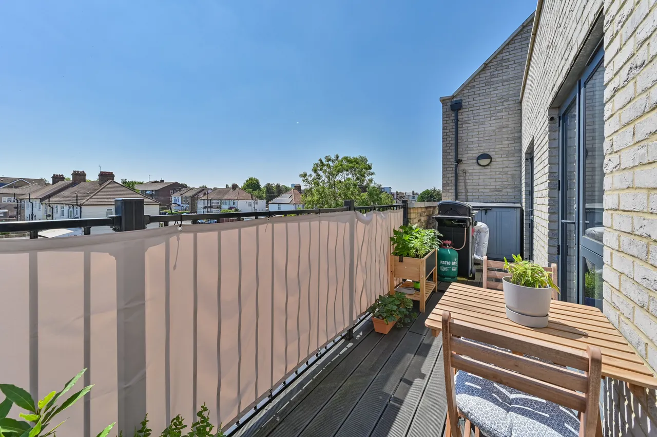 Flat 9, 34 Enmore Road, LONDON, photo 3