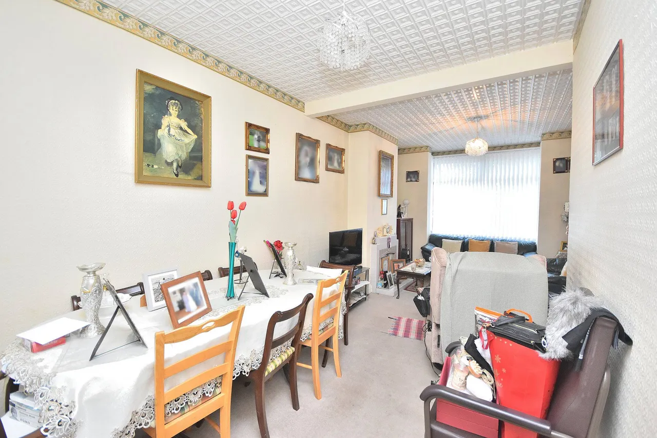 Delapre Crescent Road, Northampton, NN4 8NG, photo 5