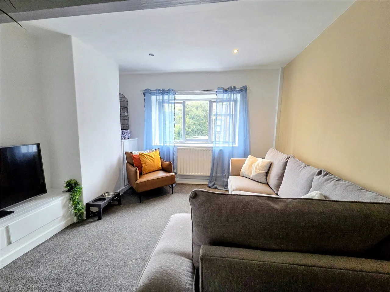 Manchester Road, Linthwaite, HD7, photo 2