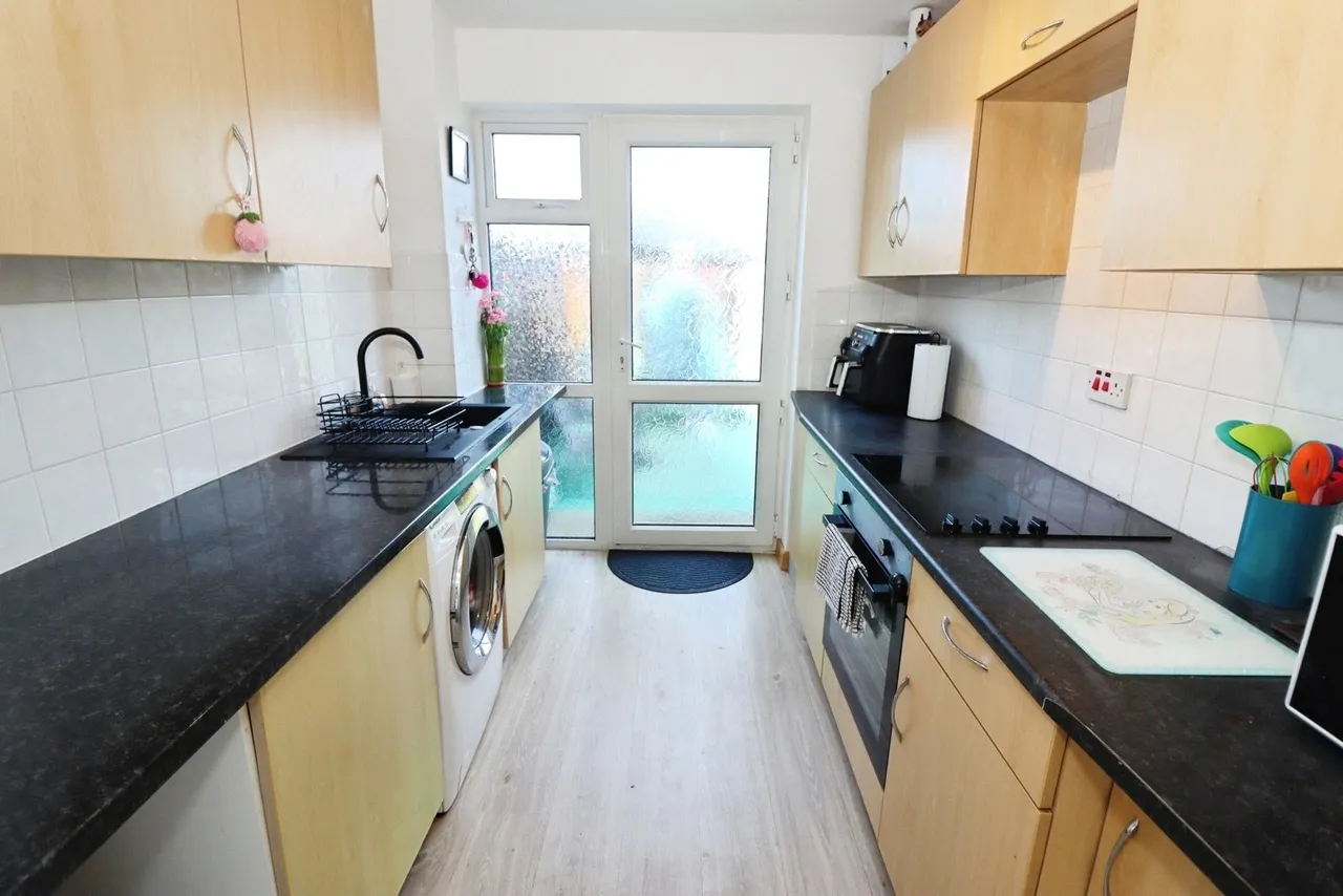 Bredon, Yate, Bristol, BS37, photo 2
