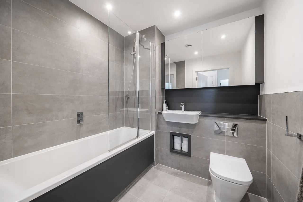 28 Kelton House, Corbet Gardens, LONDON, photo 5