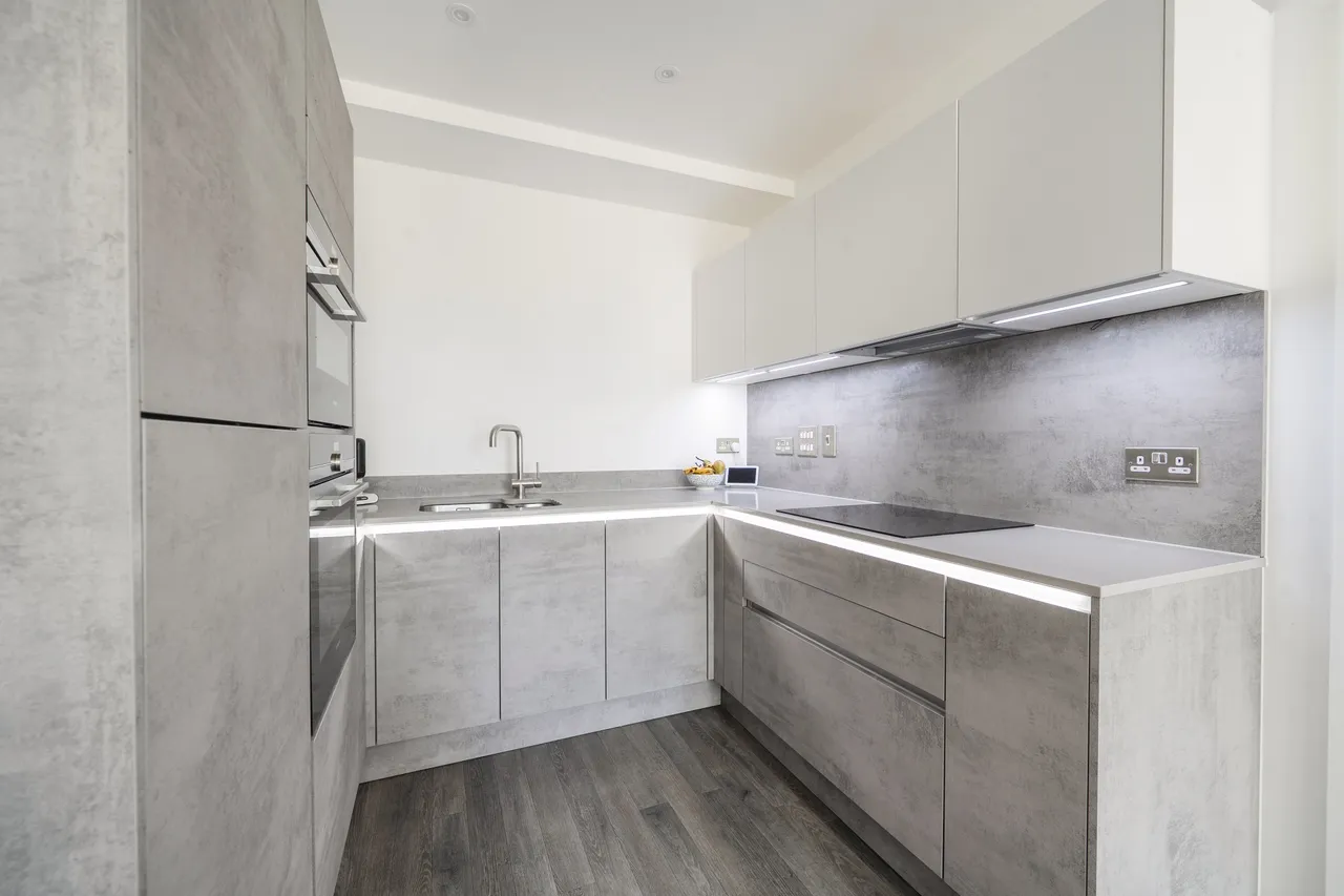 28 Kelton House, Corbet Gardens, LONDON, photo 7