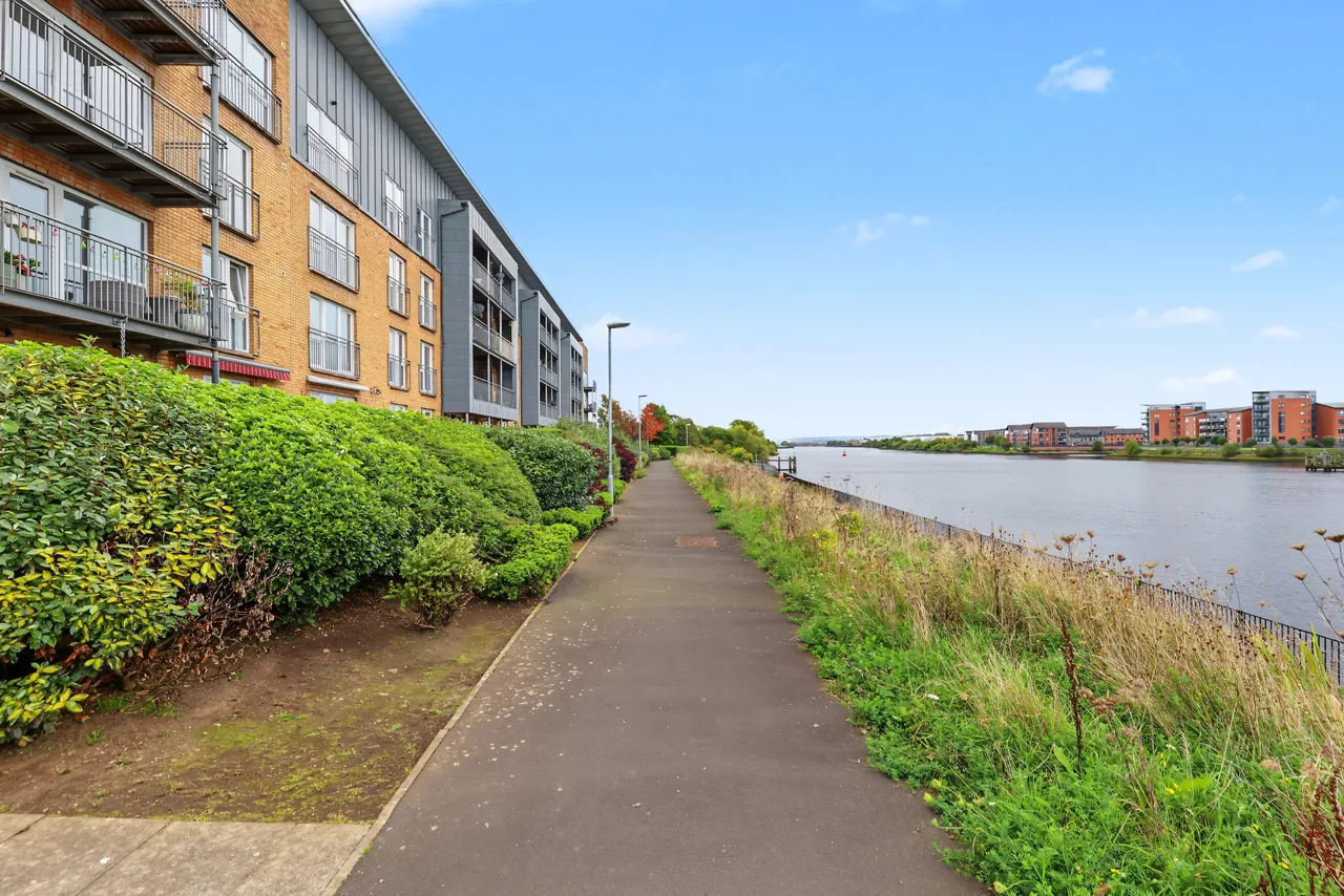 Ellerslie Path, Yoker, G14, photo 41