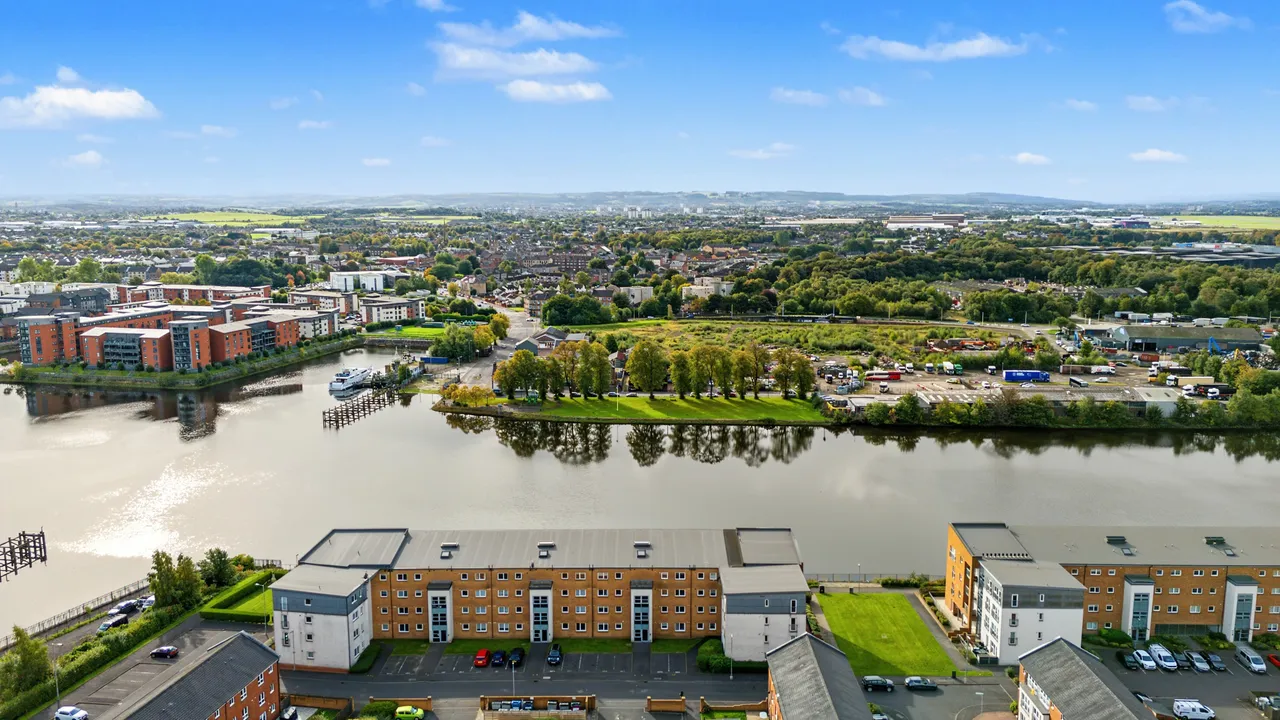 Ellerslie Path, Yoker, G14, photo 49